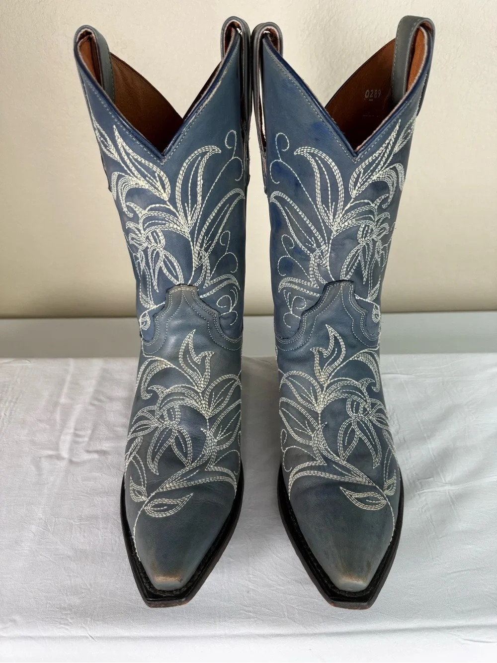 Dan Post Nora Blue Leaf Stitch Leather Western Cowboy Distressed Boots Size 8 - Picture 3 of 16